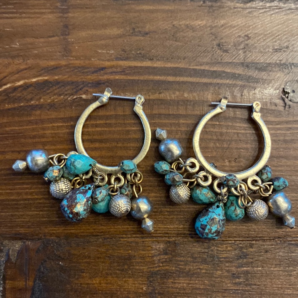 Silver and turquoise dangly earrings *FINAL PRICE, bundle to save*